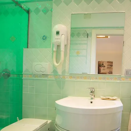 Palazzo Aranci Coast 4* Sorrente