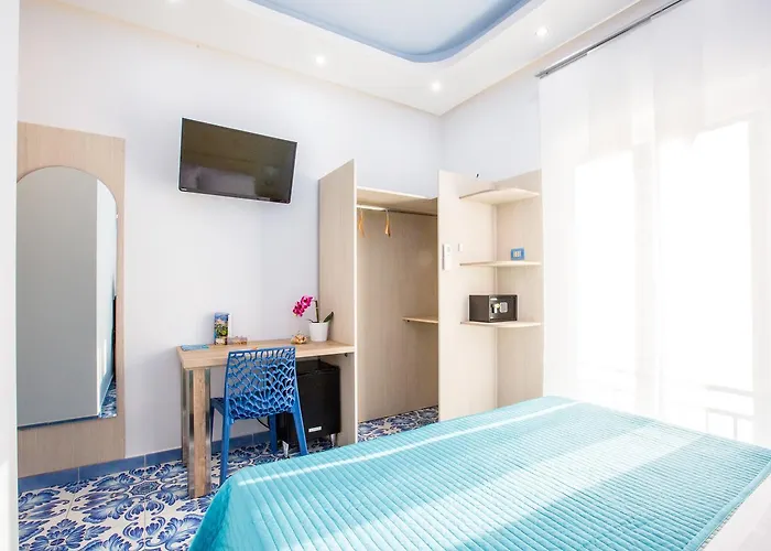 Guest house Palazzo Aranci Coast 4*