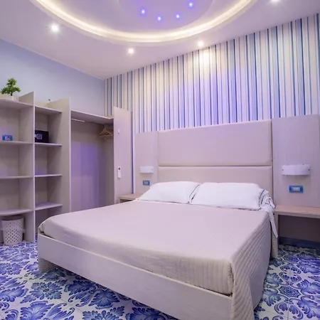 Palazzo Aranci Coast Konukevi 4*