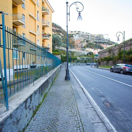 Pensionat Palazzo Aranci Coast 4*